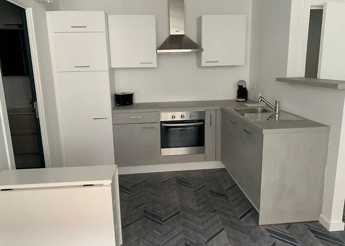 De - Les Carrières Appartement