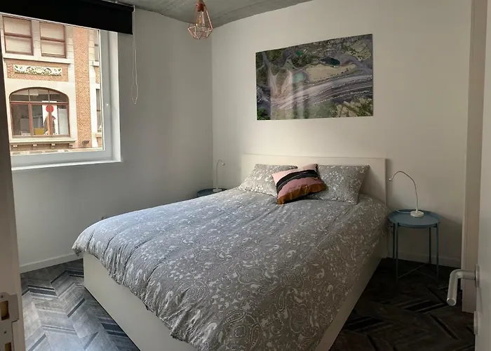 Apartment De - Les Carrieres *